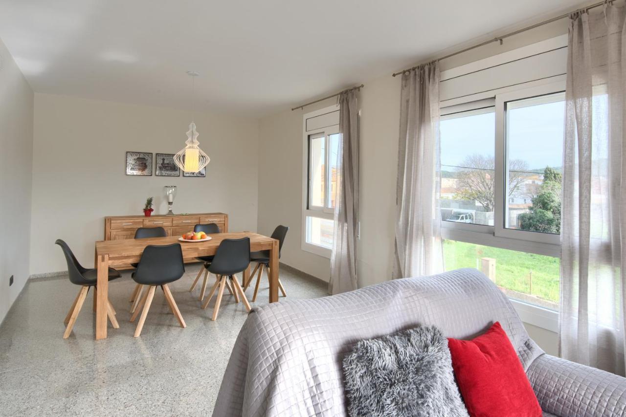Alquiler apartamento en Pals Exterior foto